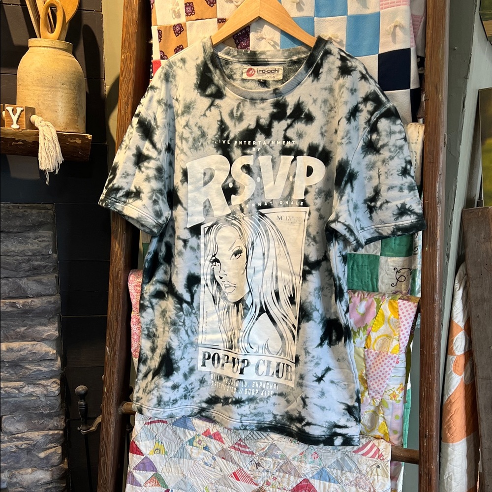 Iro-ochi tie dye tee size large